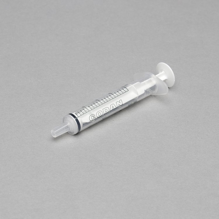 Single use syringes Luer centric, 2 ml